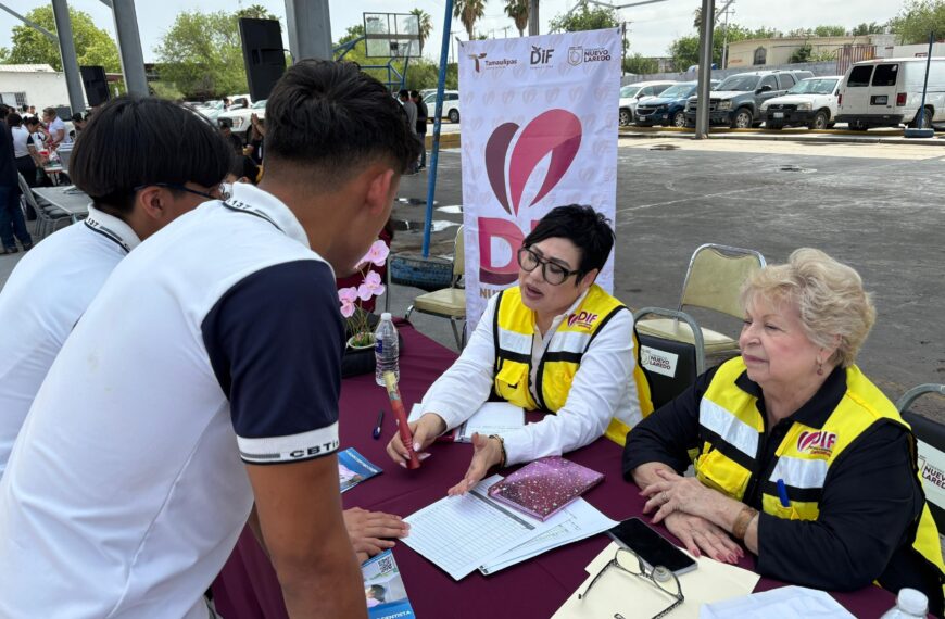 Pláticas preventivas DIF Nuevo Laredo en escuelas secundarias