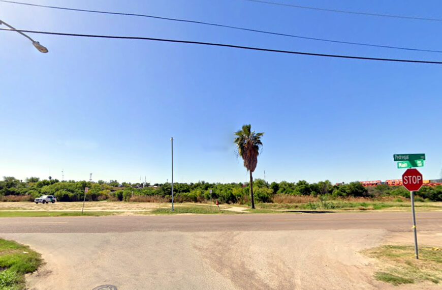 Persecución en Laredo termina en el Río Bravo con droga hallada en vehículo
