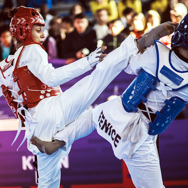 Atletas en combate en un torneo nacional de taekwondo, posible escenario en Nuevo Laredo G10