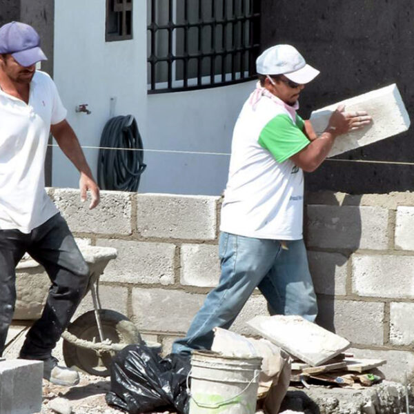 Ahorra en una Tanda de Construcción del IMVISU y recibe cemento, varilla y más para tu casa