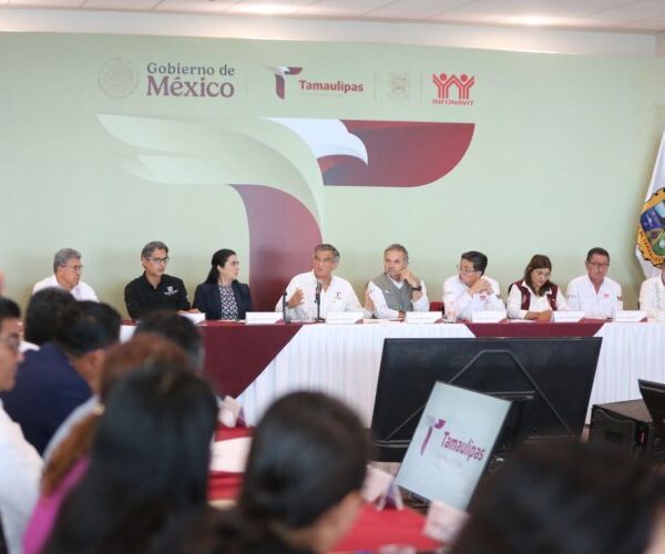 Américo y titular del Infonavit agilizarán programa de…