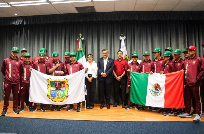 Abanderan a beisbolistas tamaulipecos que participarán en Torneo Latinoamericano