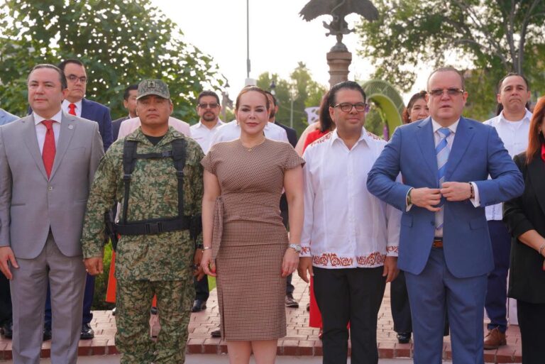 Honran a Nuevo Laredo en su 177 aniversario con homenaje y exposición histórica interactiva