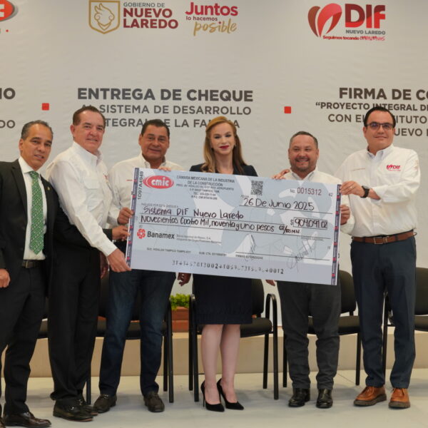 Entrega más de 900 mil pesos de apoyo al Sistema DIF de Nuevo Laredo y fortalece lazos de colaboración con municipio e instituciones educativas