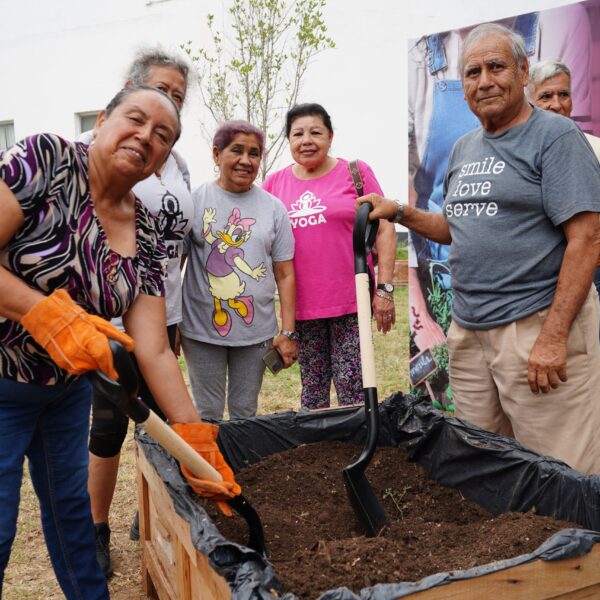 Arranca taller de Huertos Urbanos en la Casa Club del Adulto Mayor del DIF
