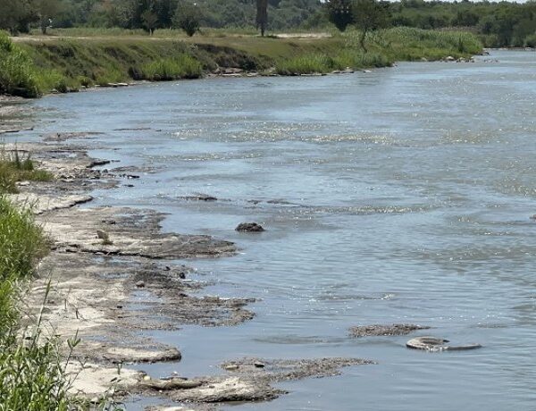 Expertos confirman niveles críticos en el río Bravo; recomiendan pasar a etapa 3 de conservación en Laredo