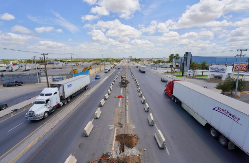Gobierno municipal moderniza sistema de alumbrado público en la carretera nacional