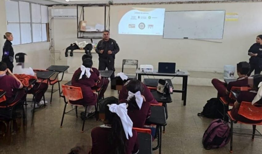 Lleva Guardia Estatal de Género plática para prevenir violencia en el noviazgo a alumnos de secundaria de Ciudad Madero