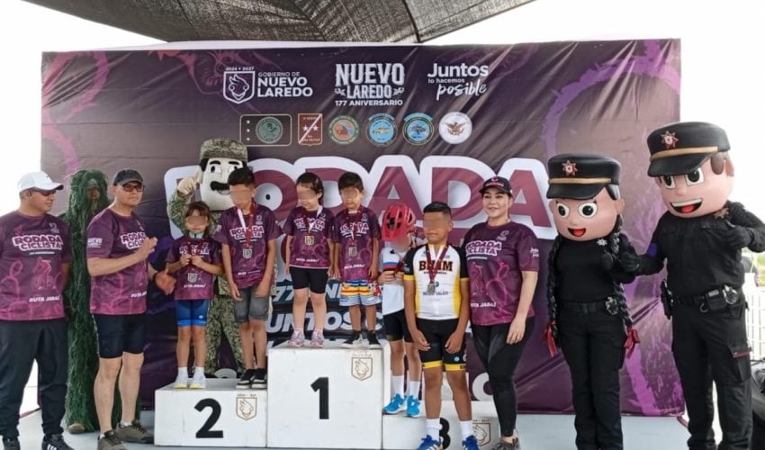 Guardia Estatal de Género participa en una rodada ciclista en Nuevo Laredo