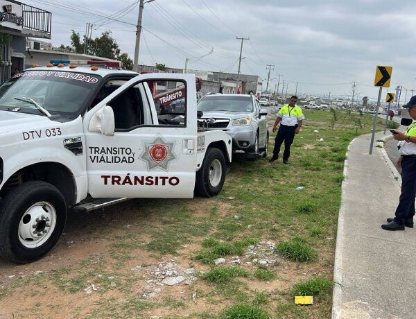 Implementa Tránsito y Vialidad operativo con grúas para…