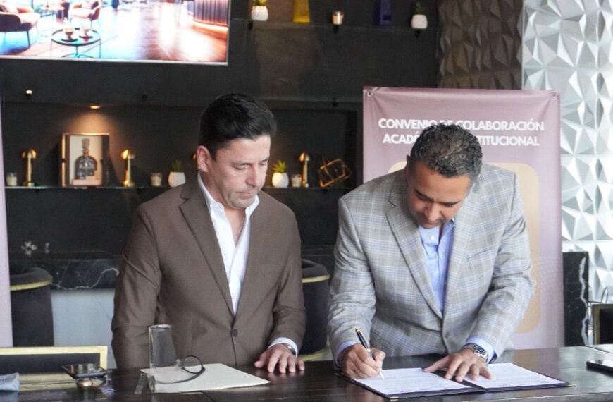 Firman convenio para impulsar el desarrollo académico y económico de Nuevo Laredo