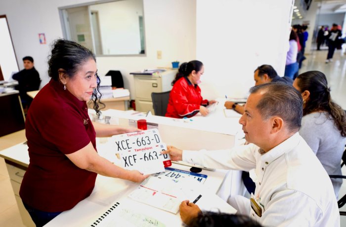 Condonan adeudos vehiculares de modelos 2010 y anteriores con tarifa única de 3,990 pesos