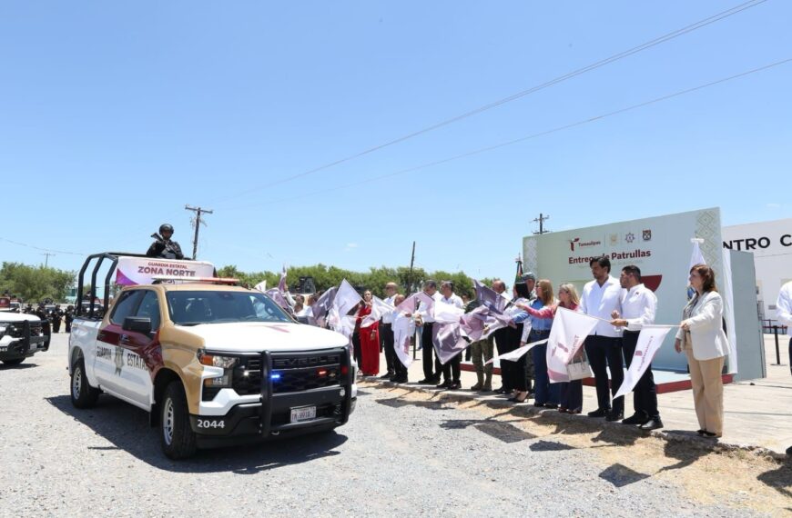 Dota gobierno del estado con vehículos patrulla, para emergencias y de atención a violencia de género a Nuevo Laredo