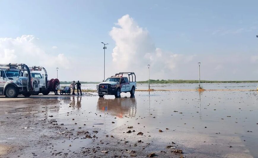 Se desborda la Laguna del Champayán en Altamira; evacúan a miles de vecinos