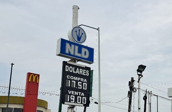 Sigue el dólar en caída ante el peso; amanece a $19 a la venta y 17.50 a la compra este viernes