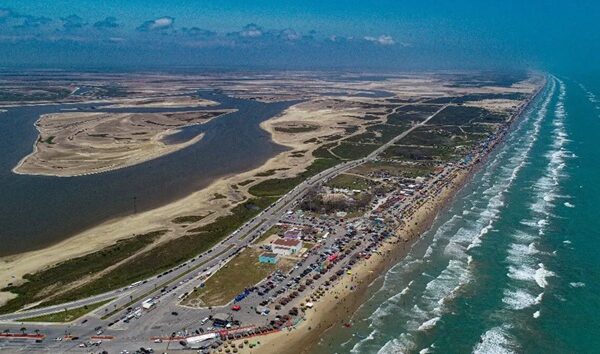 Pese a basura espacial, reportan a playa Bagdad en Tamaulipas apta y libre de contaminantes, afirma la Cofepris