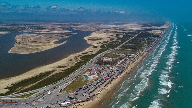 Pese a basura espacial, playa Bagdad, en Tamaulipas, está apta y libre de contaminantes afirma la Cofepris