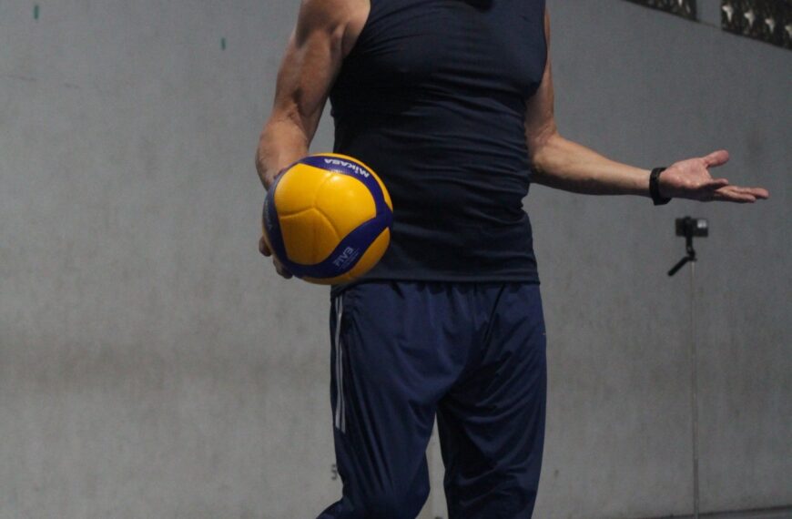 Ofrecerán clínica de voleibol con el entrenador profesional Gerardo Leyva Briones