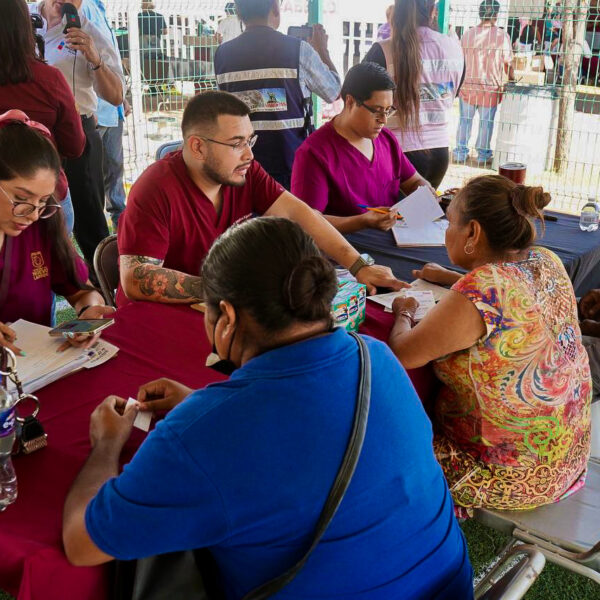 Llevarán consultas médicas gratuitas al Campanario con Presidencia cerquita de ti