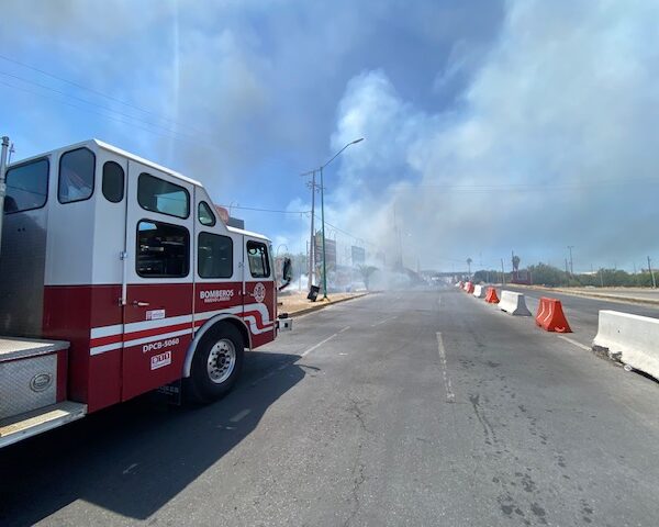 Combaten los bomberos de Nuevo Laredo incendio cerca…