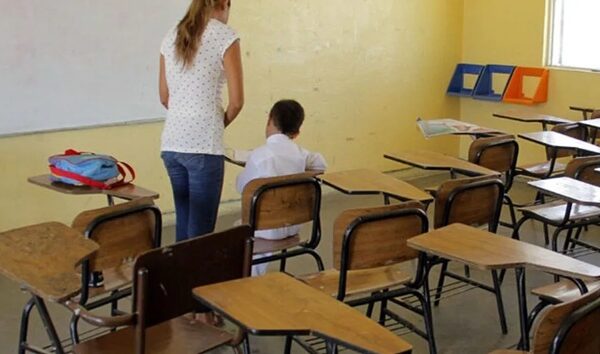 SET confirma programa piloto de Escuelas de Horario Extendido