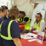 Gobierno municipal acerca sus servicios a más de 270 trabajadores de Chromalox