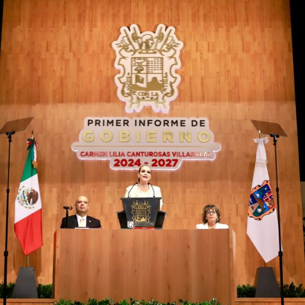 Reconoce Iniciativa Privada trabajo de Carmen Lilia en su primer informe de gobierno