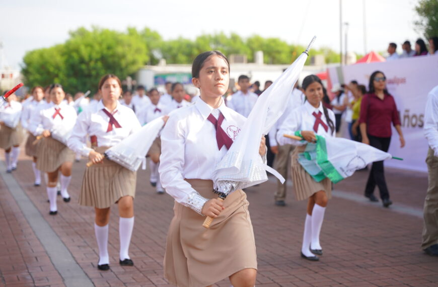 Invitan al tradicional desfile cívico por el aniversario de la Independencia de México