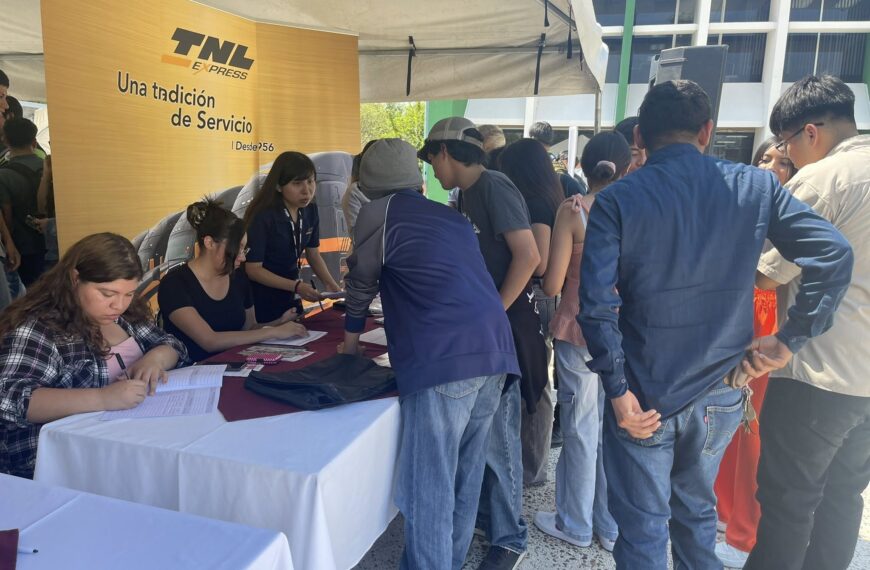Invitan a jóvenes a la Feria Universitaria de Empleo en el Tecnológico de México