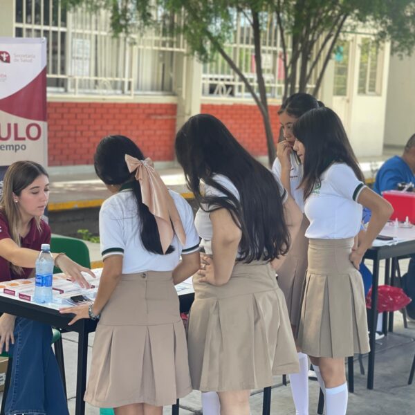 El Imjuve atiende a más de 900 jóvenes del Conalep con campaña de salud sexual y reproductiva