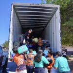 Neolaredenses se solidarizan; colecta por familias afectadas se extiende hasta mañana