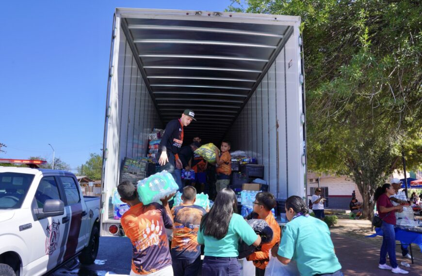 Neolaredenses se solidarizan; colecta por familias afectadas se extiende hasta mañana