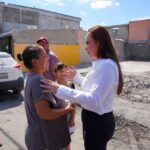 Supervisa alcaldesa trabajos de reparación en casas dañadas por la explosión en colonia Infonavit