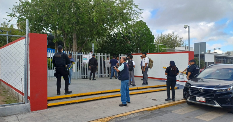 Evacúan a 700 estudiantes del Cobat por cercanía con explosión; un joven resulta con leve lesión