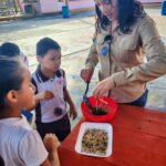 Niñas y niños aprenden a cuidar el entorno con el taller Comedero para aves del gobierno municipal