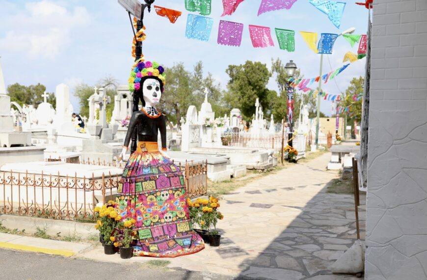 Cementerios abrirán más tiempo sus puertas por los eventos de Día de Muertos