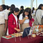 Gobierno municipal acerca servicios y programas a jóvenes del poniente con la Brigada de Contacto Joven