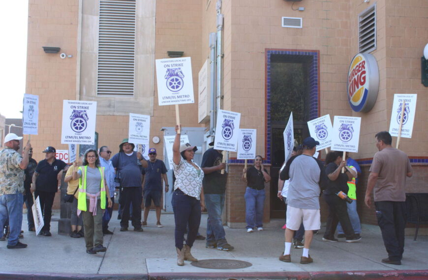 El Metro en Laredo extiende su horario de servicio pese a continuar la huelga laboral