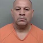 Empleado de la Oficina del Sheriff del Condado de Webb es arrestado por abuso sexual de un menor