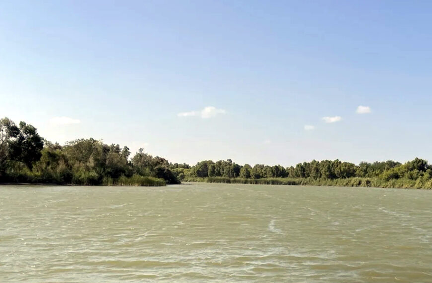 Vista del río Bravo en la frontera de Nuevo Laredo, área donde se proyecta el Puente Internacional 4/5 entre México y Estados Unidos.