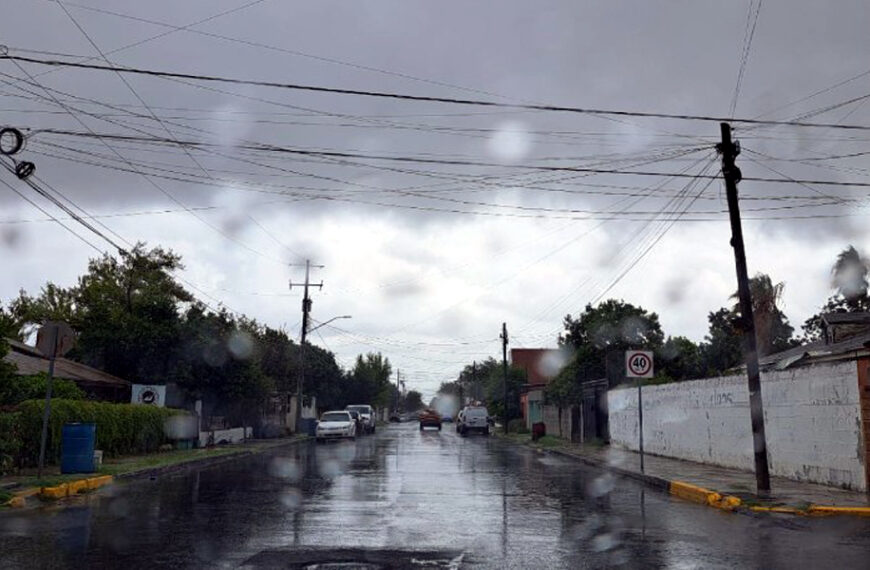 Registran ausentismo del 85% en las escuelas por la lluvia de la mañana de ayer