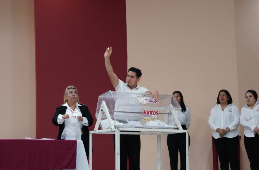 Realizan sorteo de conscriptos del Servicio Militar Nacional clase 2007 y remisos en Nuevo Laredo