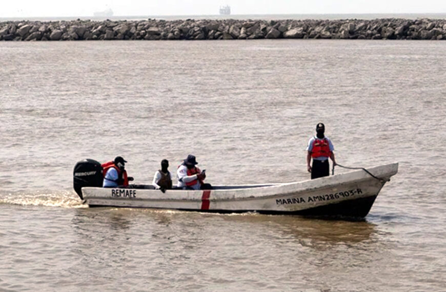 Buscan a un náufrago tras hundirse yate frente a Playa Miramar al sur de Tamaulipas