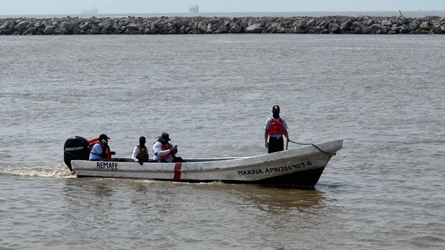 Buscan a un náufrago tras hundirse yate frente a Playa Miramar al sur de Tamaulipas