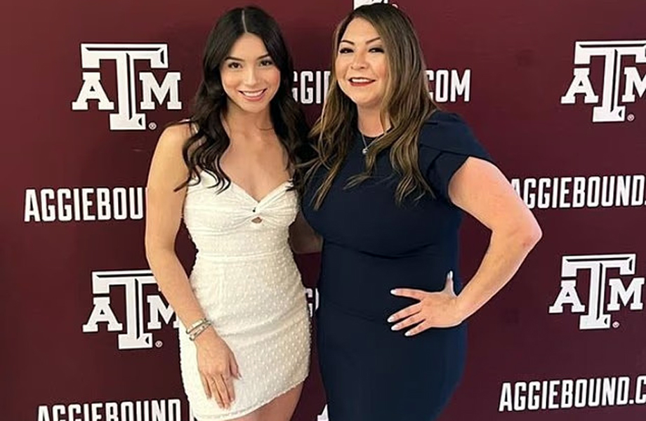 Rodrguez se ha mantenido firme en que su hija no se suicid alegando que el telfono de la joven de 19 aos fue arrojado a unos matorrales cerca de un arroyo como parte del misterio que rodea su muerte