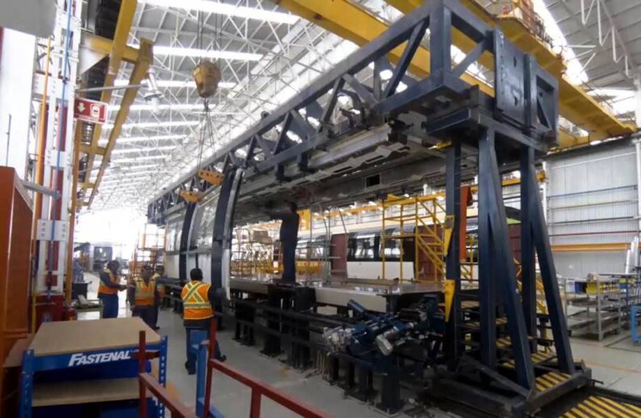 abricacin de trenes Alstom en Ciudad Sahagn para el corredor SaltilloNuevo Laredo