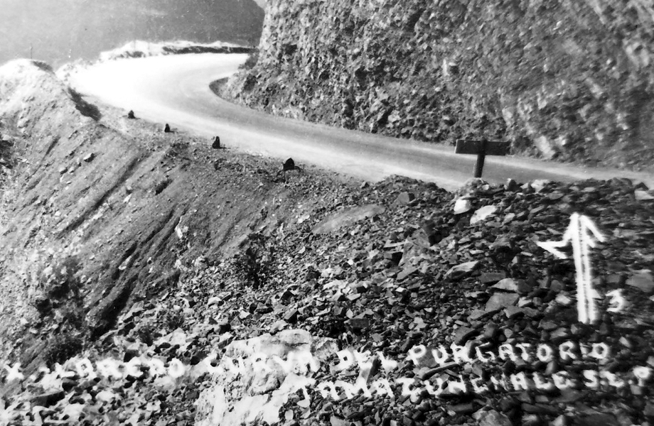urva del Purgatorio en la carretera MxicoLaredo entre Tamazunchale y San Luis Potos