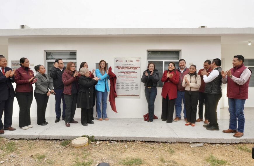 Invierte gobierno municipal en vivienda digna para los adultos mayores; alcaldesa Carmen Lilia Canturosas entrega nuevas Villas al DIF