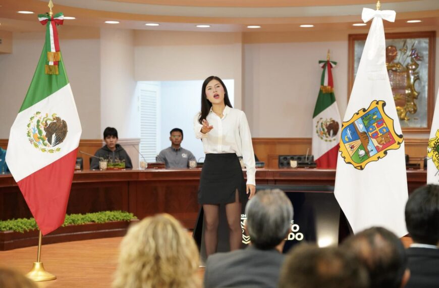 Gobierno municipal impulsa la voz juvenil con una exitosa gala de oratoria en el Cabildo