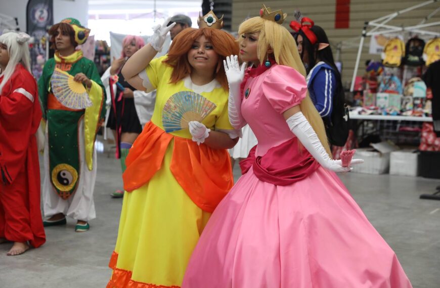 Invitan a la juventud neolaredense a disfrutar de La Con NLD, la gran convención juvenil gratuita